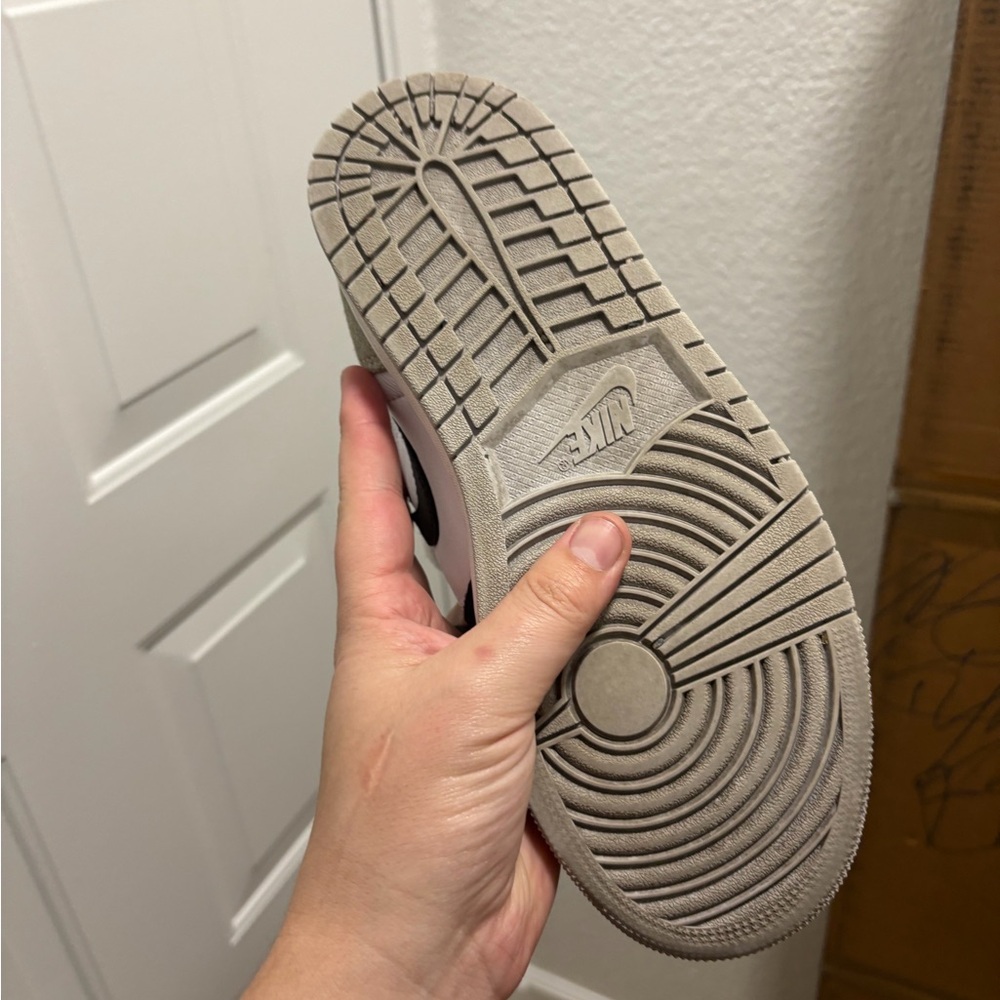 Jordan retro 1 high black and white - Picture 4 of 9